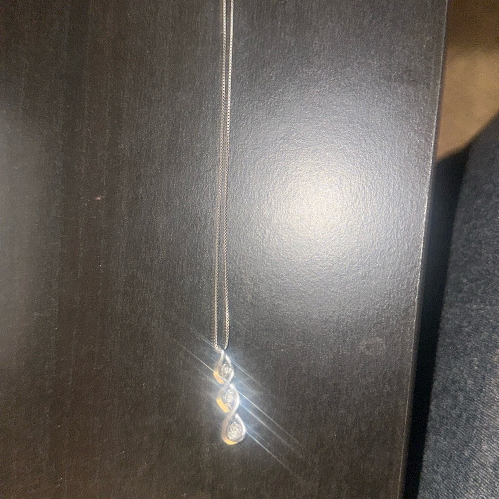 Cute little diamond necklace